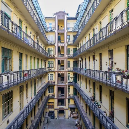 Apartamento Bpr Violet Noir With A/c