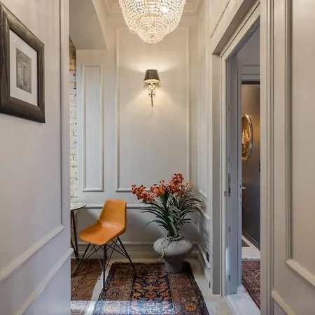 Appartement Bpr Violet Noir With A/c *