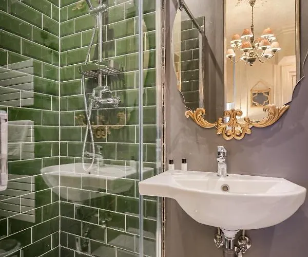 Apartament Bpr Violet Noir With A/c Budapesta