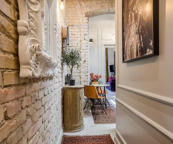 Apartament Bpr Violet Noir With A/c Budapesta