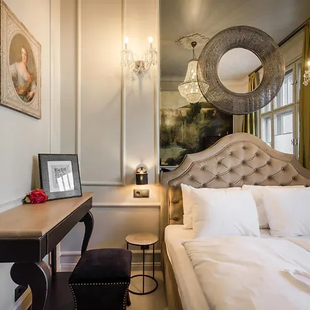 Bpr Violet Noir With A/c *